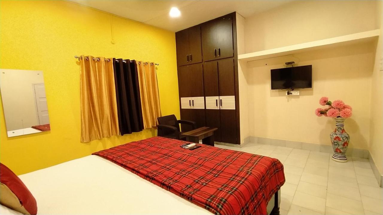 Kushi Homestay Guest House ヴィシャーカパトナム エクステリア 写真