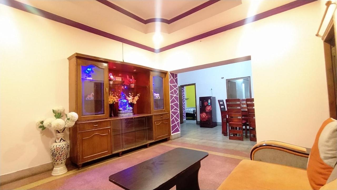 Kushi Homestay Guest House ヴィシャーカパトナム エクステリア 写真